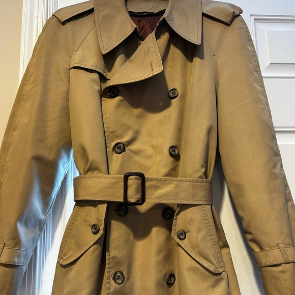 London Fog Classic Tan Trench Coat size 40 - Picture 2 of 7